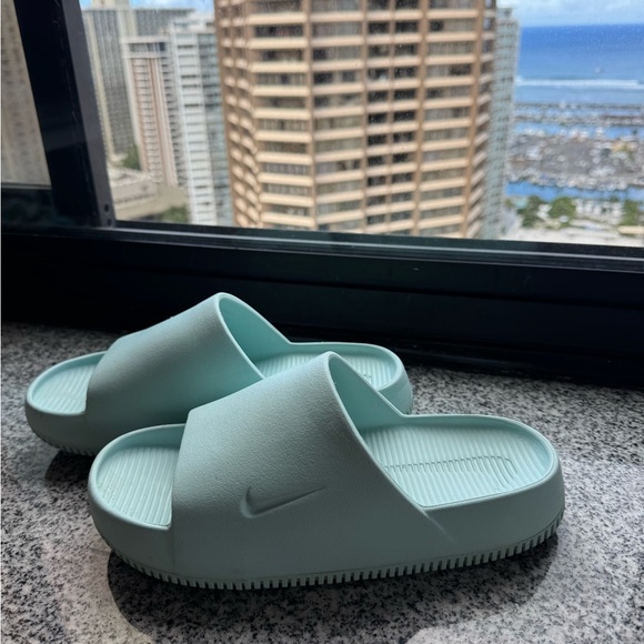 Nike Blue Slides - Picture 1 of 4